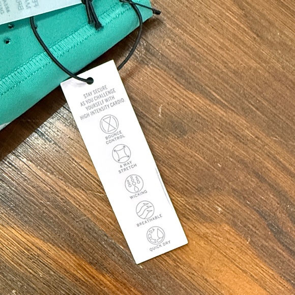 NWT Victoria's Secret Sz 36B Green Sports Bra - Picture 3 of 13